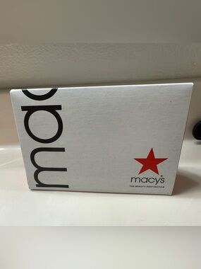 Macys Macy's Beauty Cardboard Empty Gift Box Size 7” X 5” X 2” Storage Gift